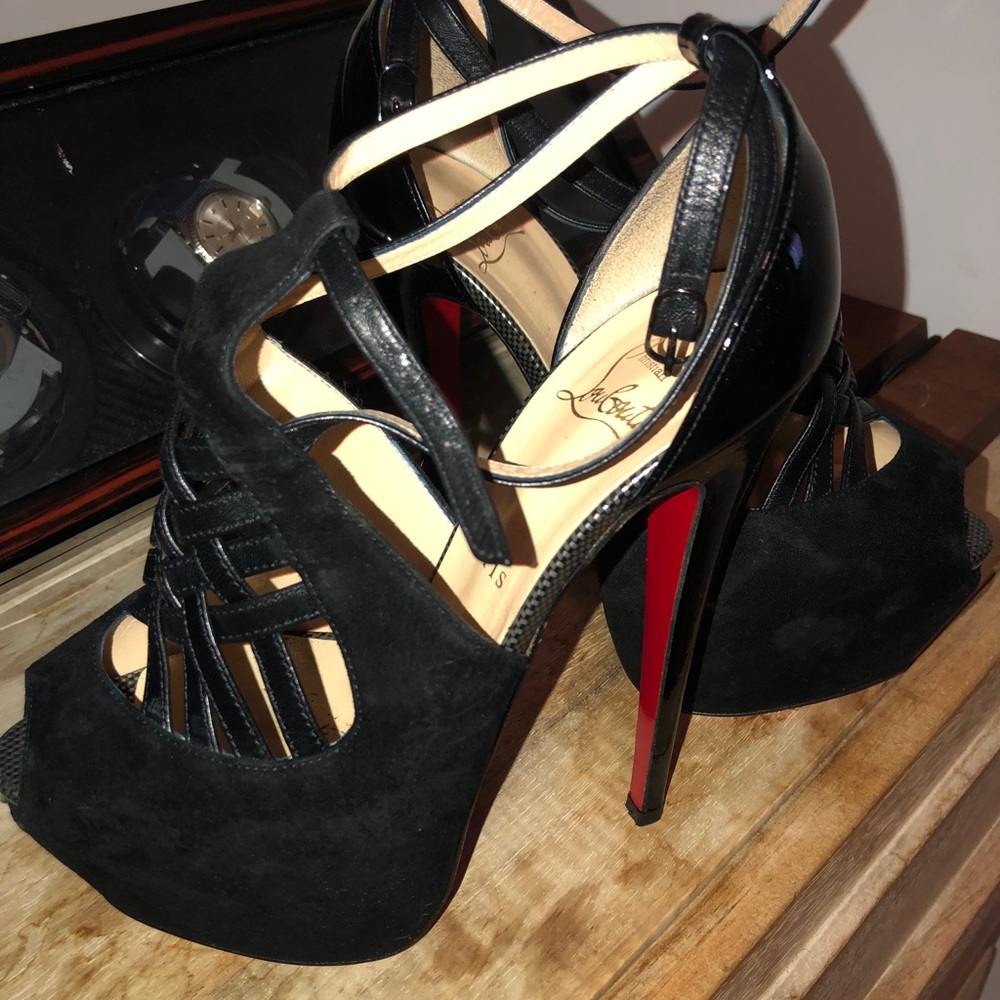 Christian Louboutin Carlota Black